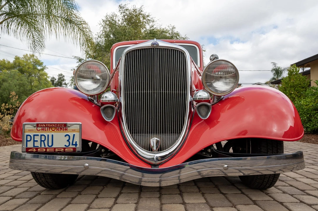 1934 Ford Model 18 & 40 - Image 9 of 31