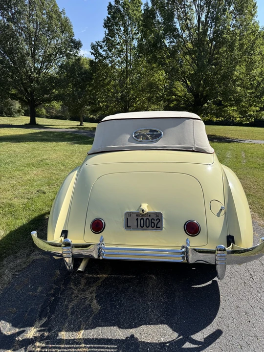 1936 Cord 810 & 812 - Image 7 of 31