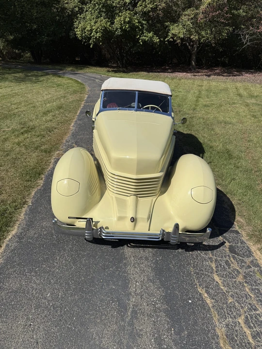 1936 Cord 810 & 812 - Image 14 of 31