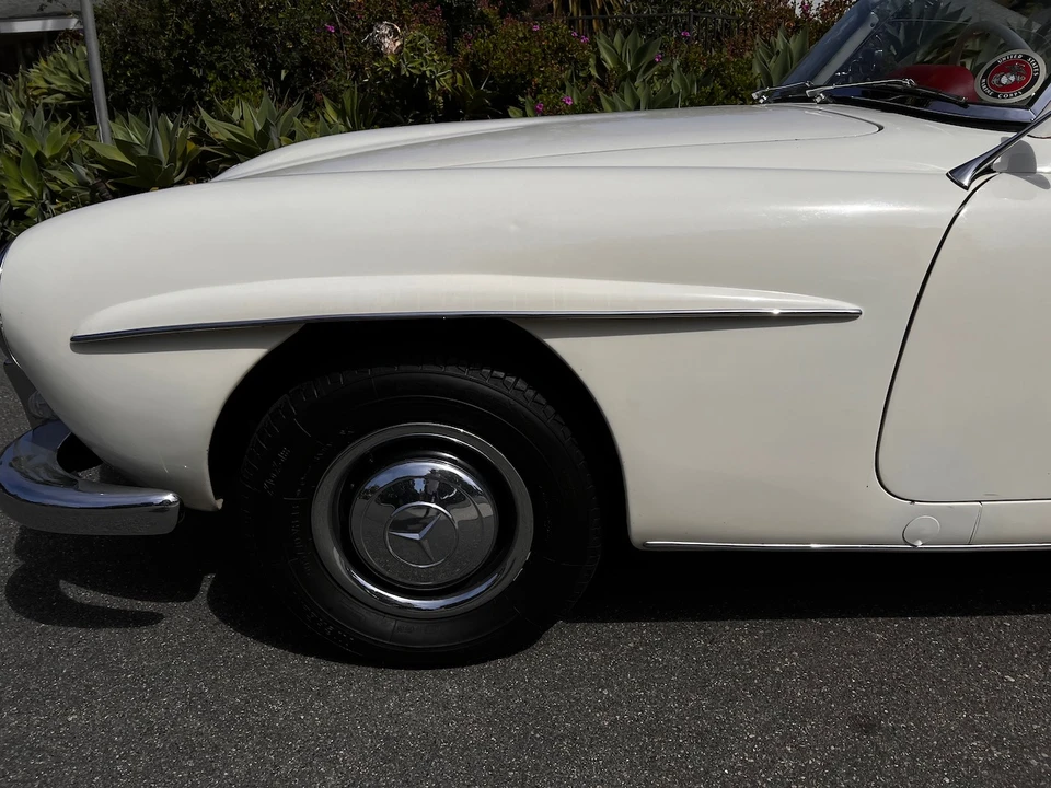 1957 Mercedes-Benz 190 SL - Image 18 of 31