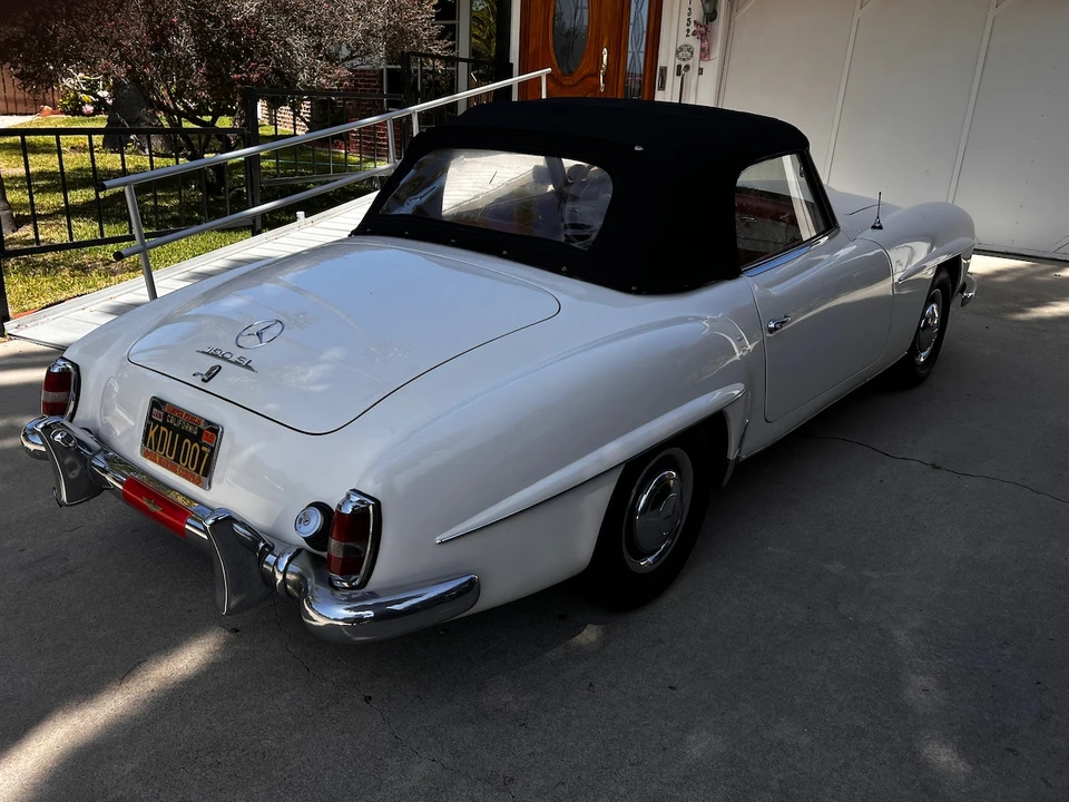 1957 Mercedes-Benz 190 SL - Image 12 of 31