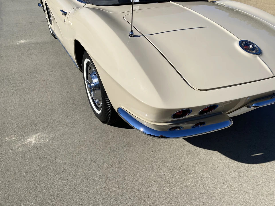 1962 Chevrolet Corvette C1 - Image 21 of 31
