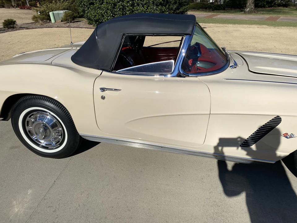 1962 Chevrolet Corvette C1 - Image 18 of 31