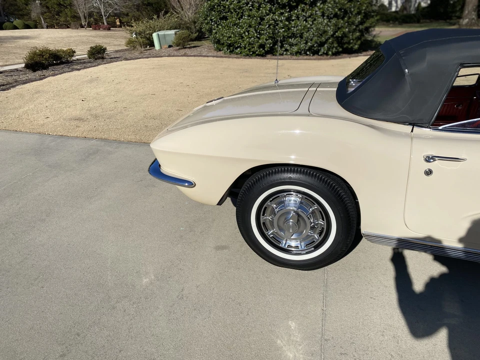 1962 Chevrolet Corvette C1 - Image 19 of 31