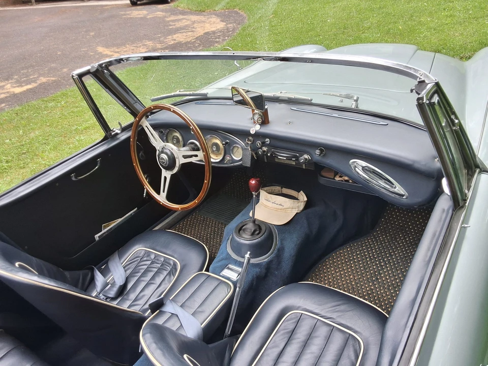 1963 Austin-Healey 3000 Mark II - Image 25 of 31