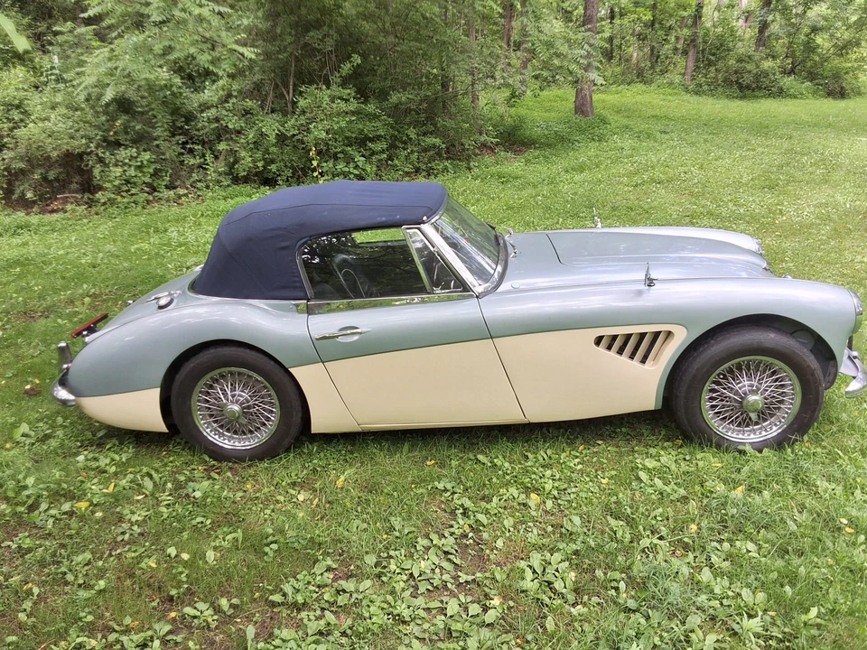 1963 Austin-Healey 3000 Mark II - Image 9 of 31