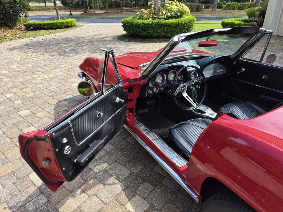 1963 Chevrolet Corvette C2 - Image 20 of 31