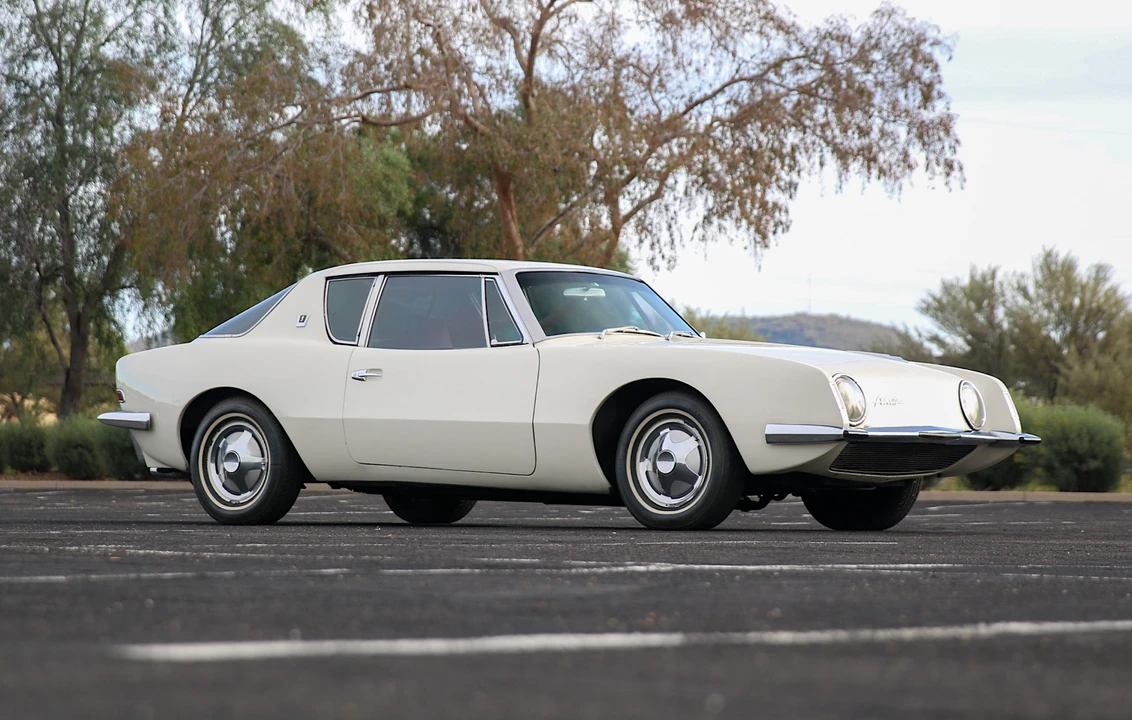 1963 Studebaker Avanti - Image 2 of 31