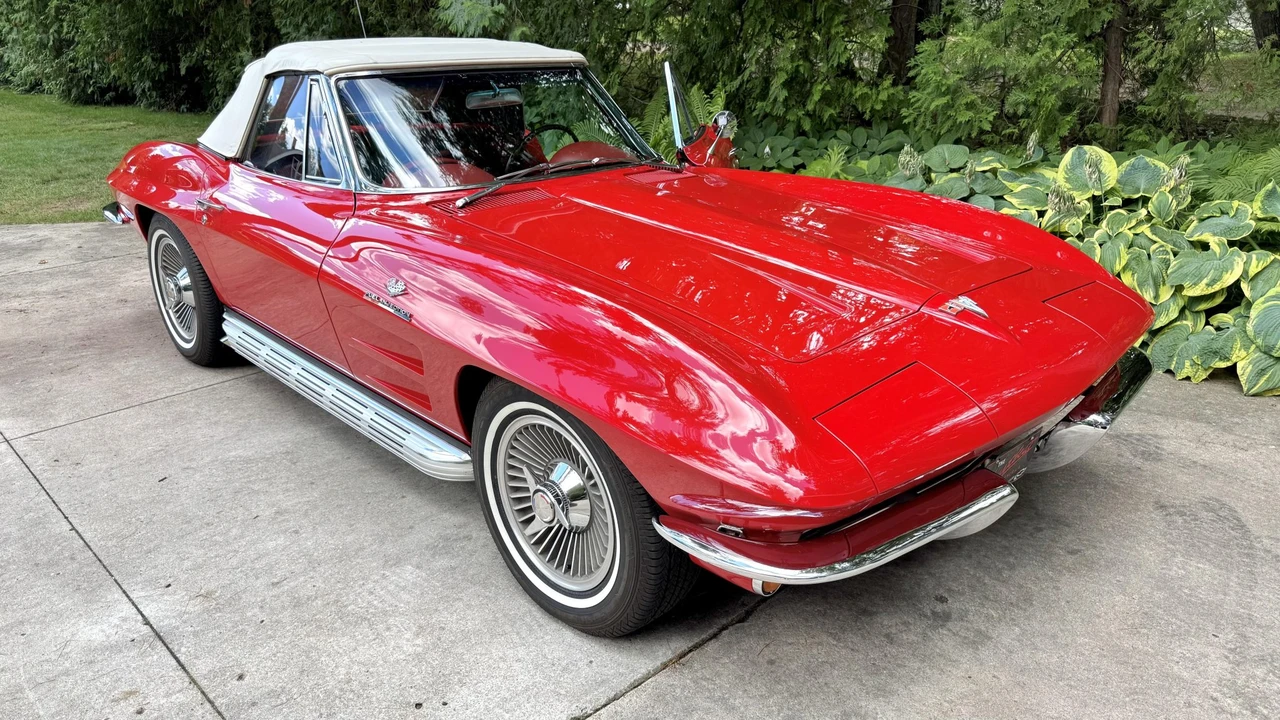 1964 Chevrolet Corvette C2 - Image 23 of 31