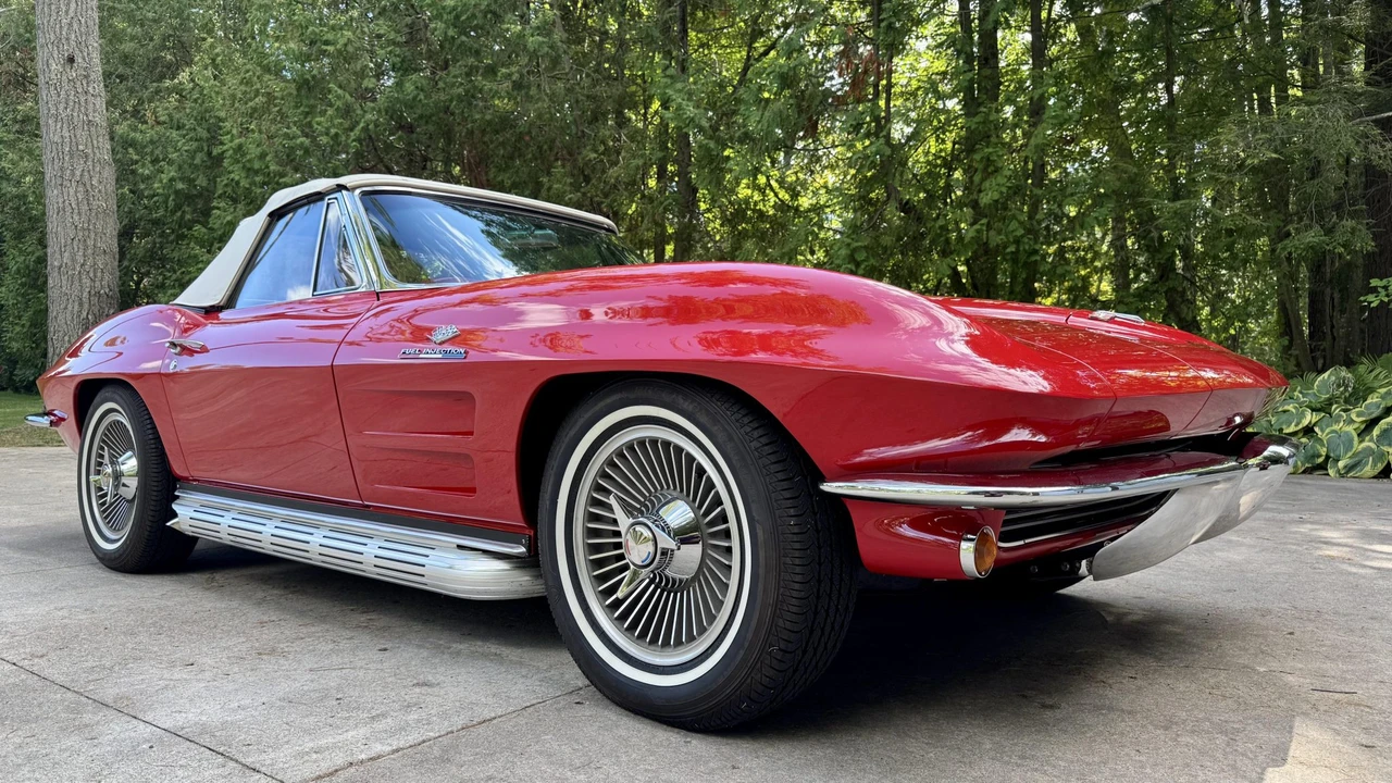 1964 Chevrolet Corvette C2 - Image 25 of 31