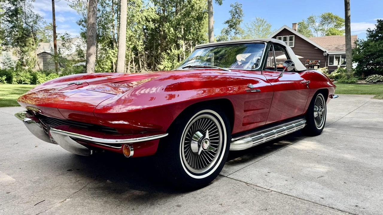 1964 Chevrolet Corvette C2 - Image 20 of 31