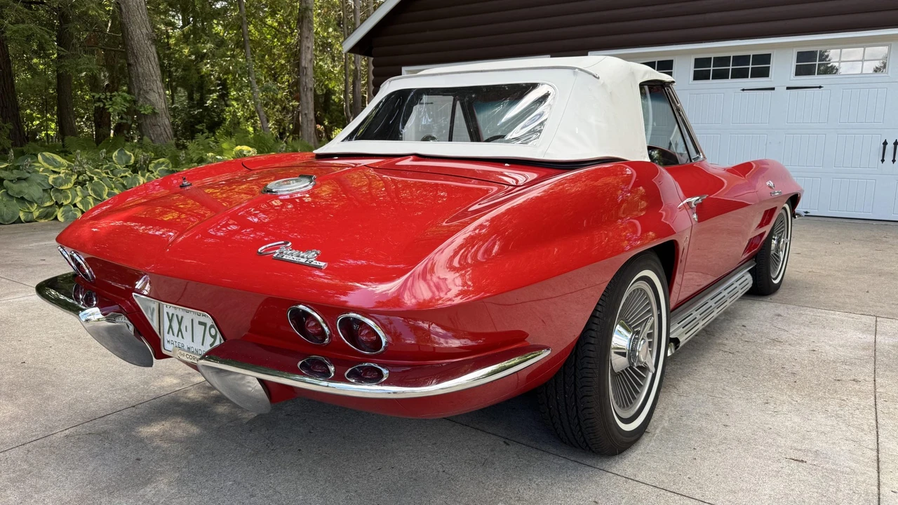 1964 Chevrolet Corvette C2 - Image 29 of 31