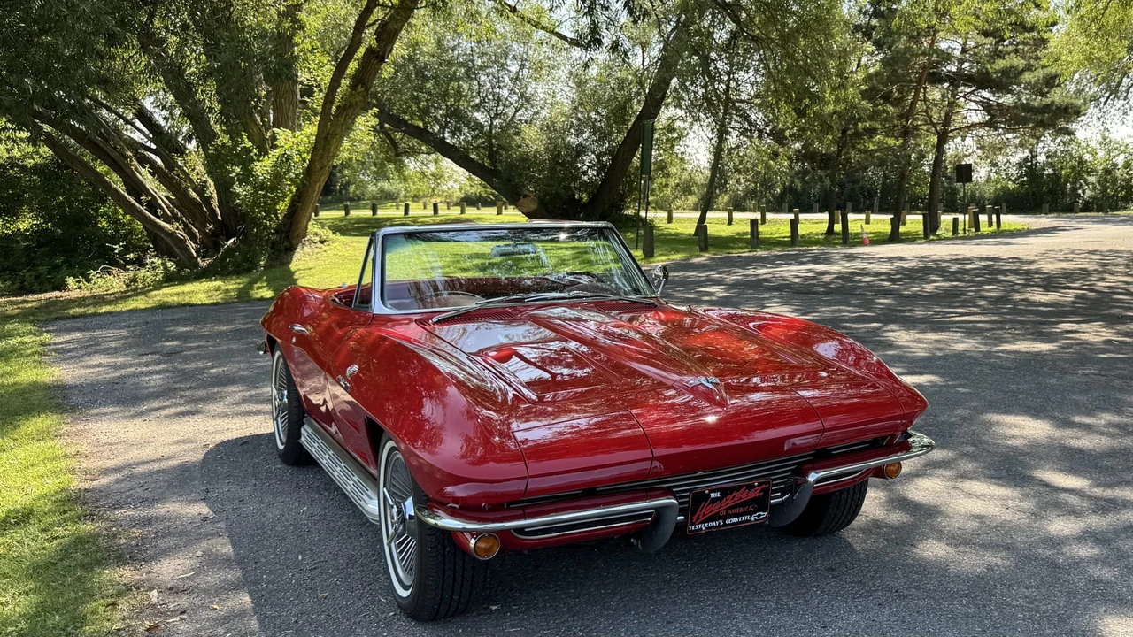 1964 Chevrolet Corvette C2 - Image 14 of 31