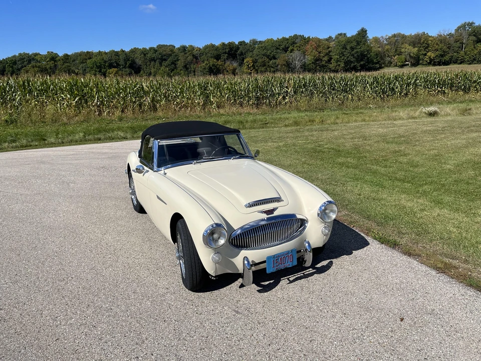 1965 Austin-Healey 3000 Mark III - Image 5 of 31