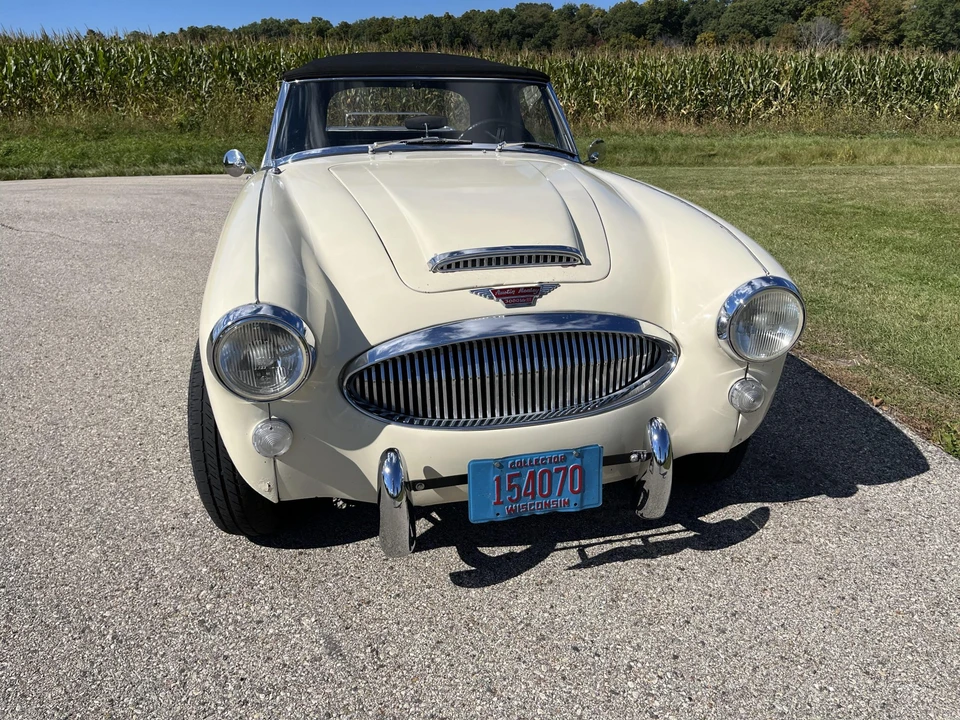 1965 Austin-Healey 3000 Mark III - Image 3 of 31