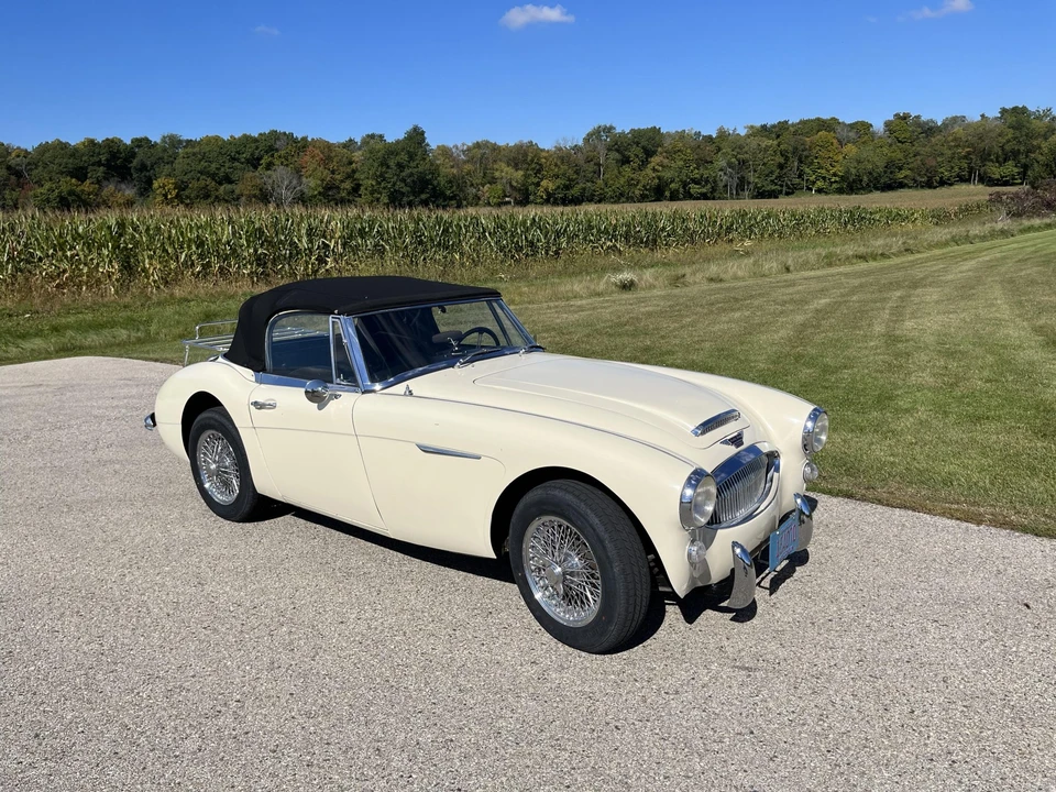 1965 Austin-Healey 3000 Mark III - Image 9 of 31
