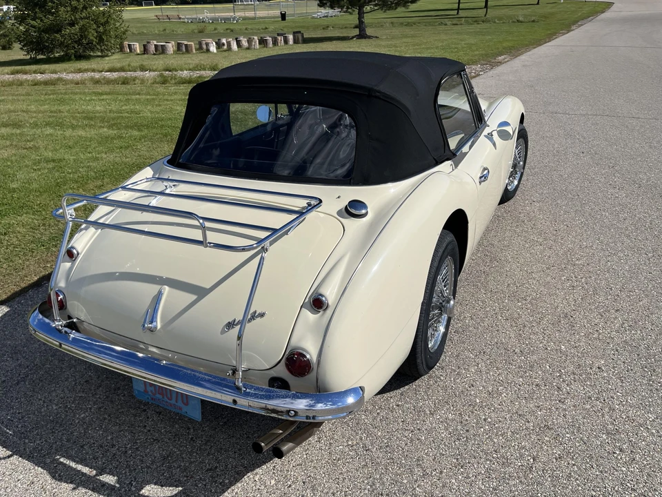 1965 Austin-Healey 3000 Mark III - Image 15 of 31