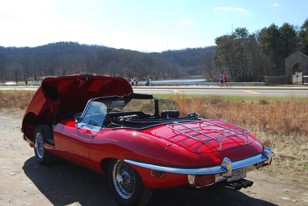 1969 Jaguar E-Type Series 2 - Image 12 of 31