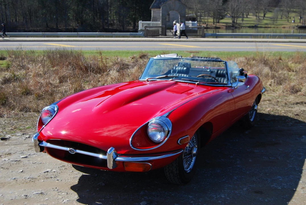 1969 Jaguar E-Type Series 2 - Image 2 of 31