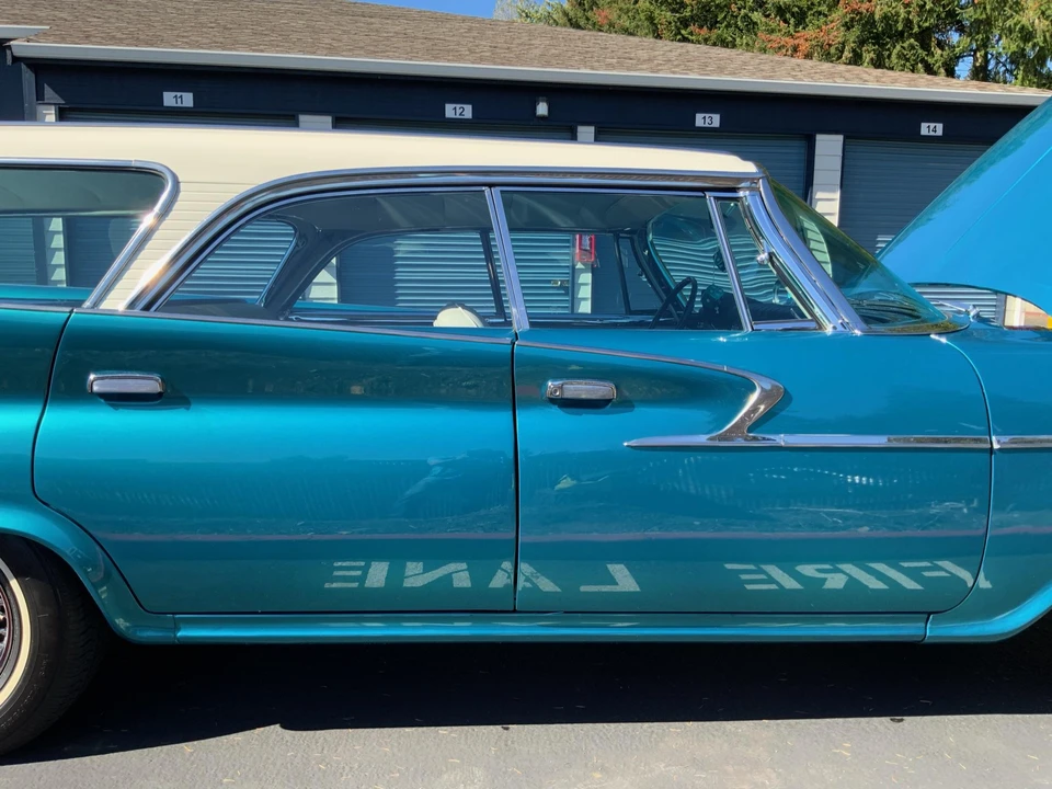 1961 Chrysler Newport - Image 20 of 31