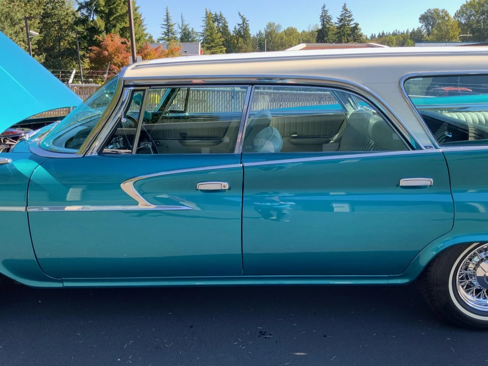 1961 Chrysler Newport - Image 15 of 31