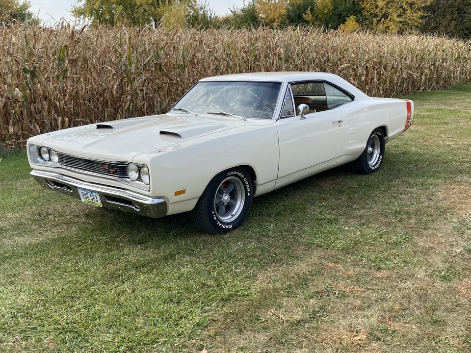 1969 Dodge Coronet 4th Gen - Image 2 of 31