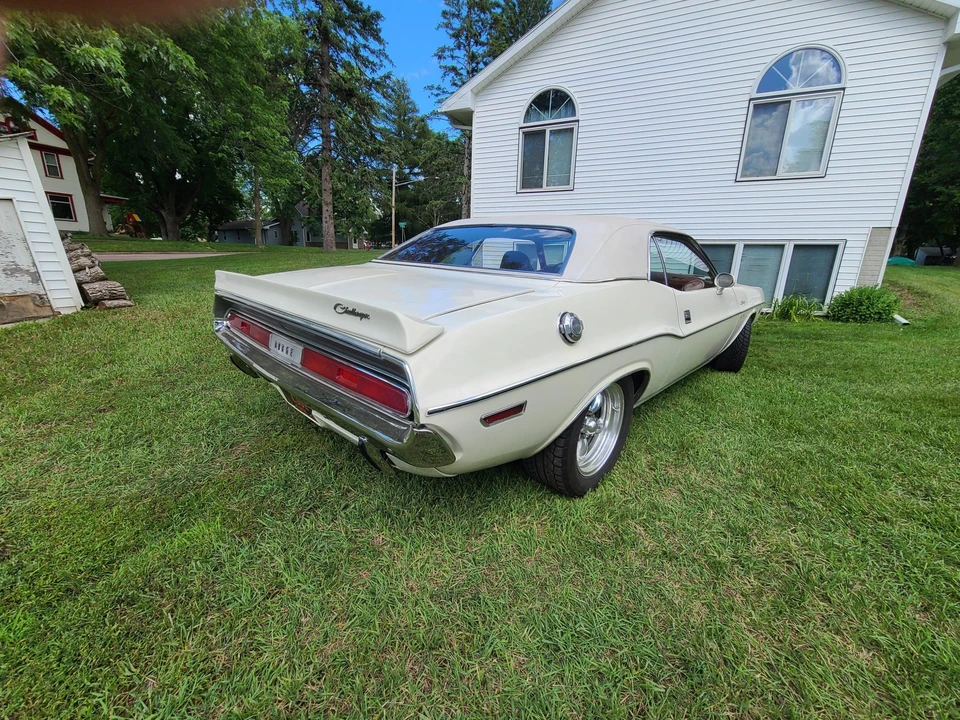 1970 Dodge Challenger 1st Gen - Image 10 of 31