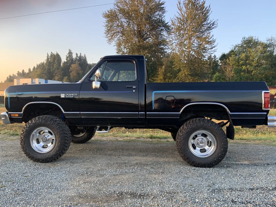 1990 Dodge Ram 1st Gen - Image 8 of 31