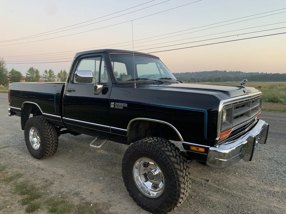 1990 Dodge Ram 1st Gen - Image 18 of 31