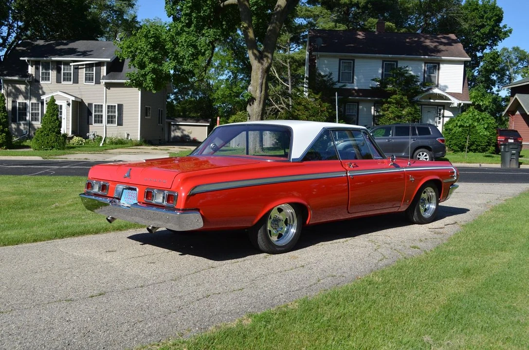 1964 Dodge 330 & 440 & 880 - Image 7 of 31