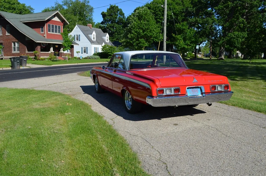 1964 Dodge 330 & 440 & 880 - Image 4 of 31