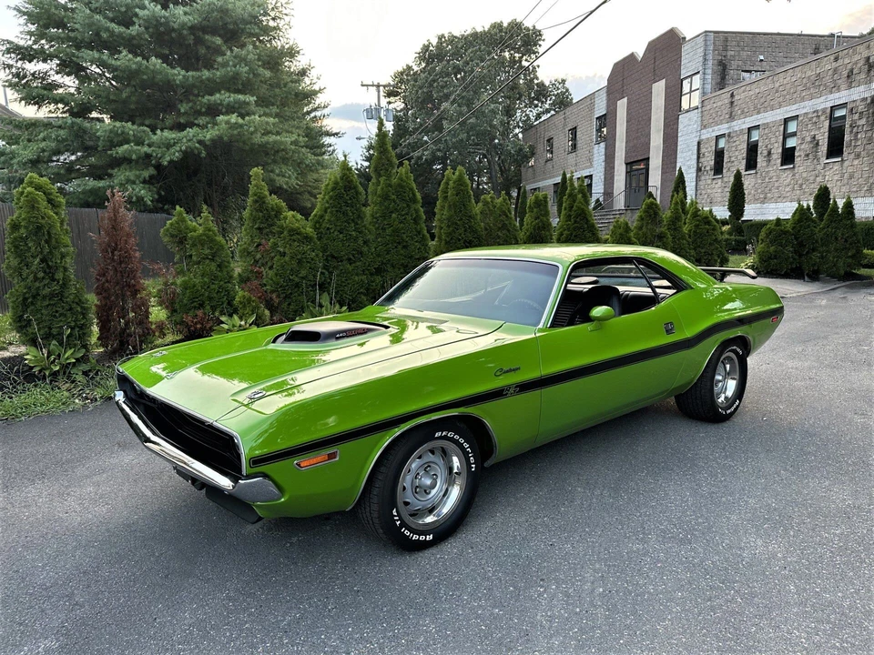 1970 Dodge Challenger R/T & T/A 1st Gen - Image 4 of 31