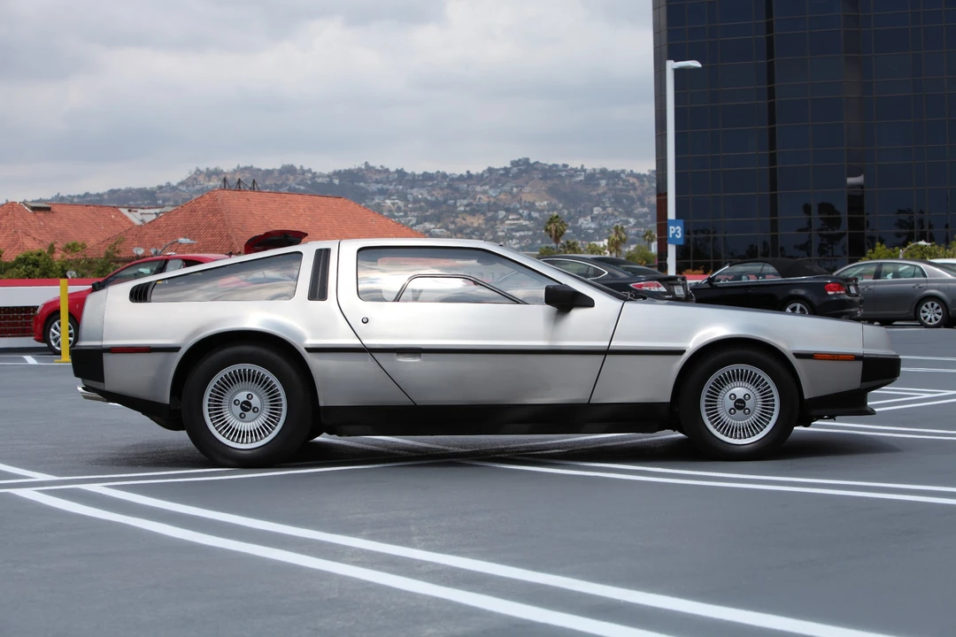 1983 DeLorean DMC-12 - Image 3 of 31