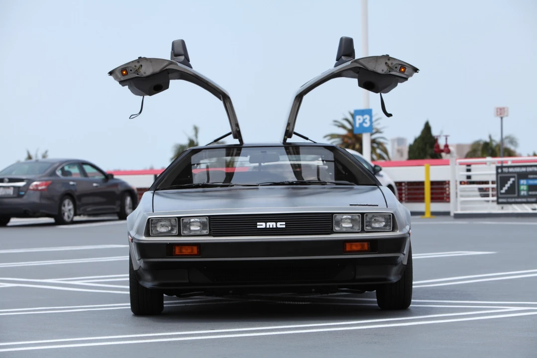 1983 DeLorean DMC-12 - Image 8 of 31