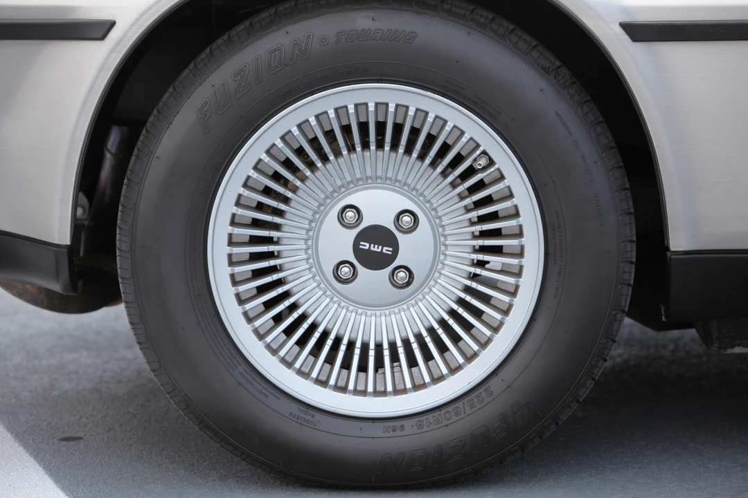 1983 DeLorean DMC-12 - Image 29 of 31