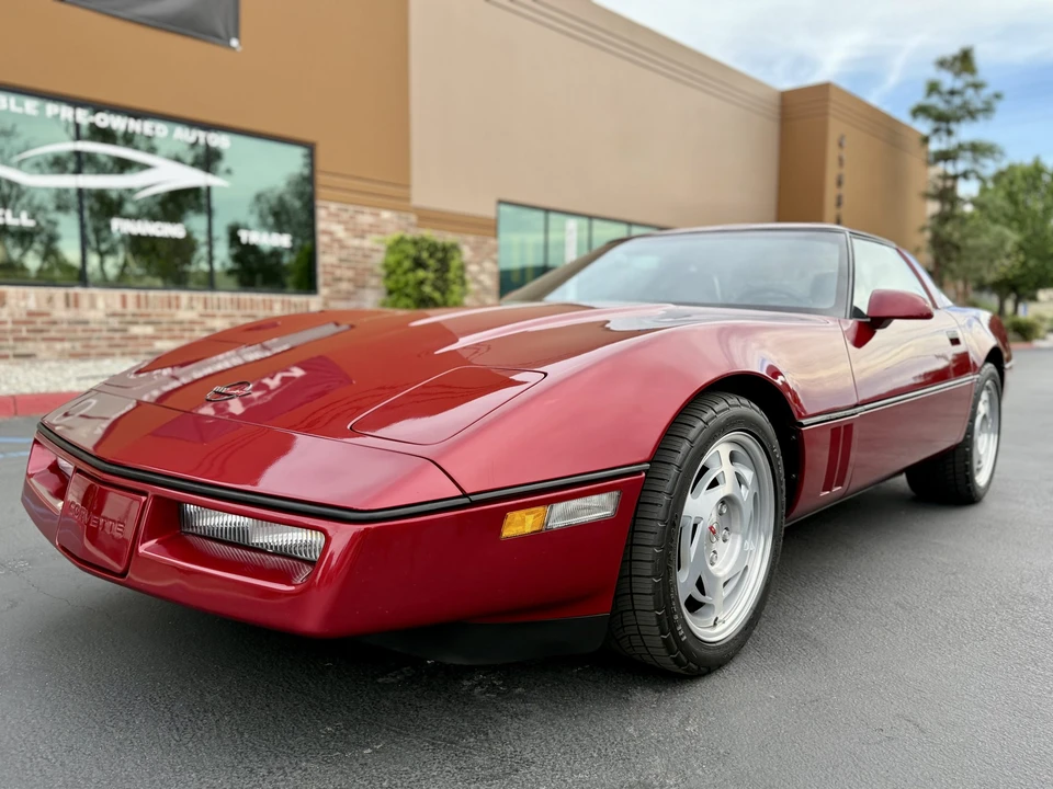 1990 Chevrolet Corvette C4 - Image 8 of 31