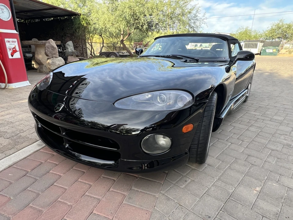 1993 Dodge Viper 1st Gen - Image 2 of 31