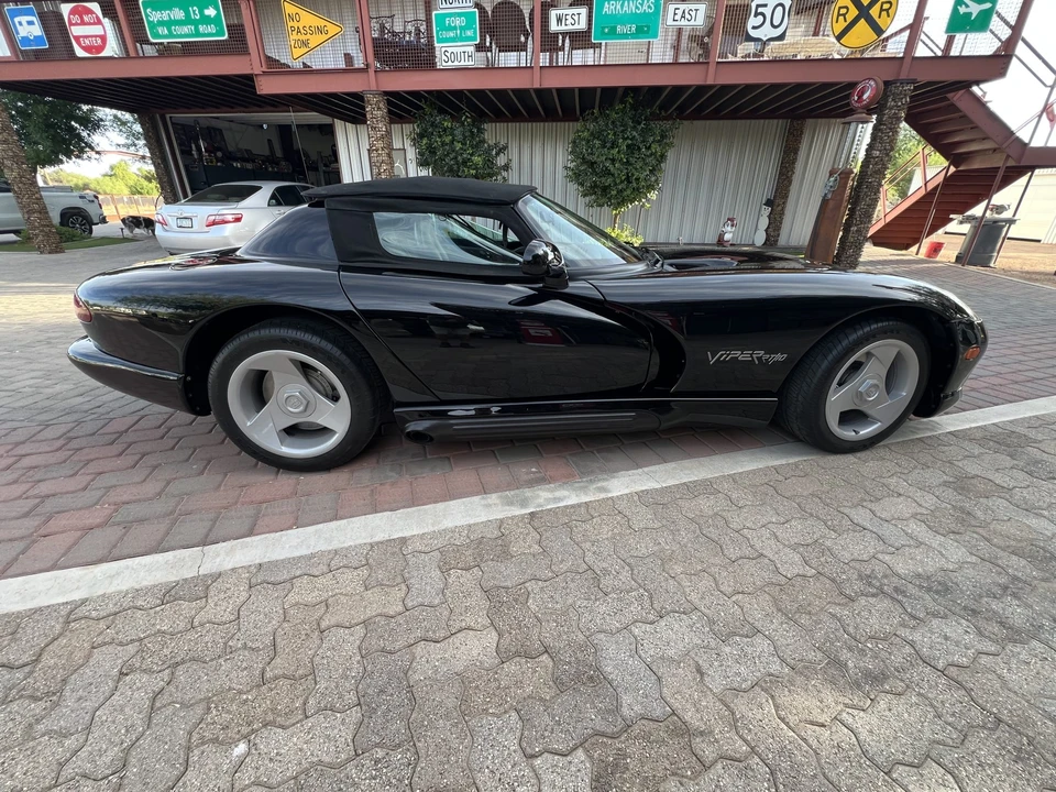 1993 Dodge Viper 1st Gen - Image 16 of 31