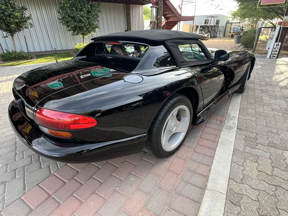 1993 Dodge Viper 1st Gen - Image 14 of 31