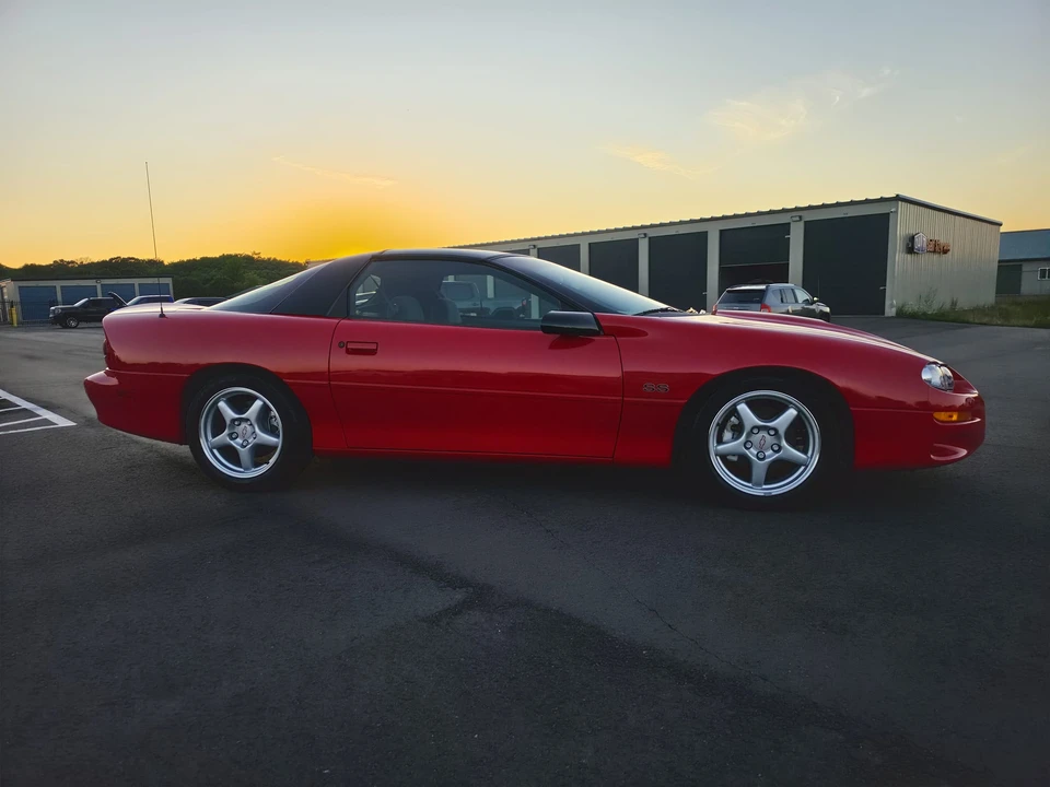 1999 Chevrolet Camaro SS 4th Gen - Image 4 of 31