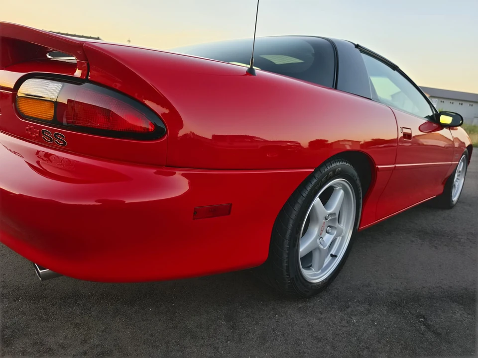 1999 Chevrolet Camaro SS 4th Gen - Image 25 of 31