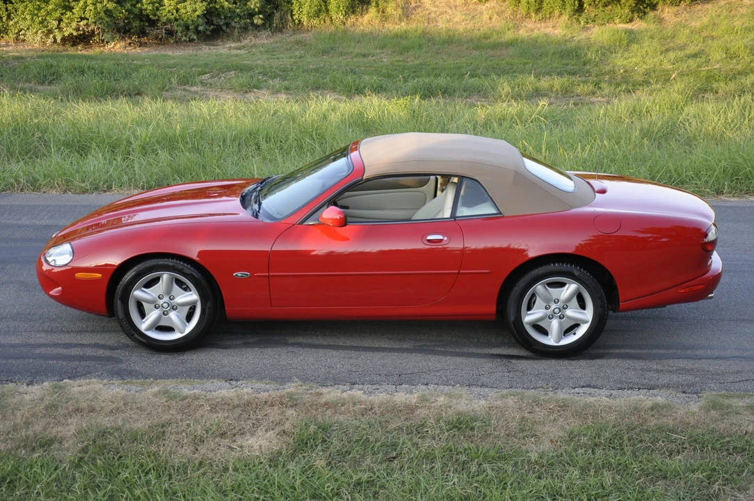 1999 Jaguar X100 XK8 - Image 20 of 31