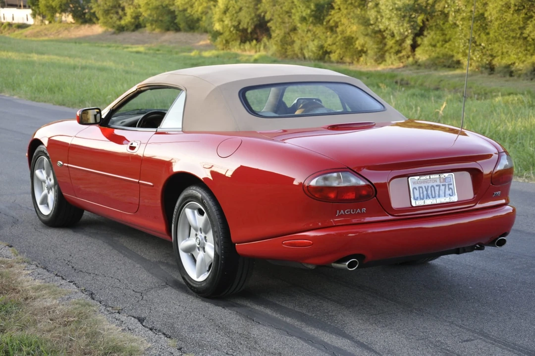 1999 Jaguar X100 XK8 - Image 25 of 31