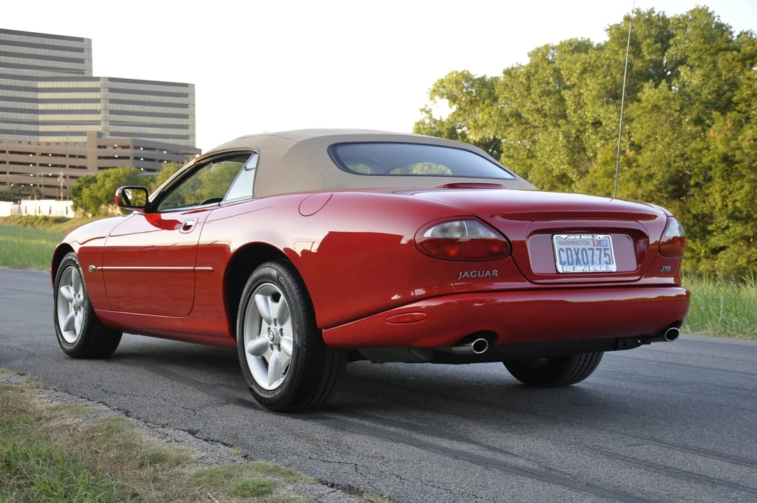 1999 Jaguar X100 XK8 - Image 26 of 31