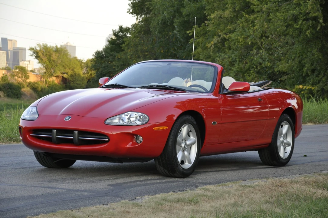 1999 Jaguar X100 XK8 - Image 2 of 31