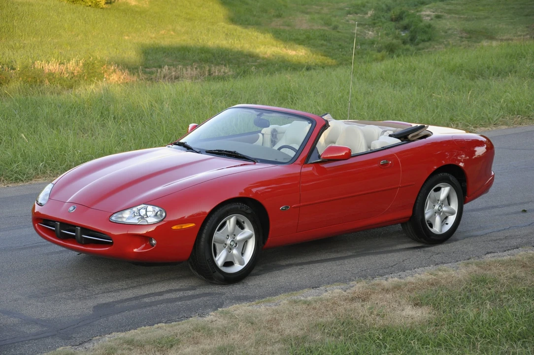 1999 Jaguar X100 XK8 - Image 3 of 31
