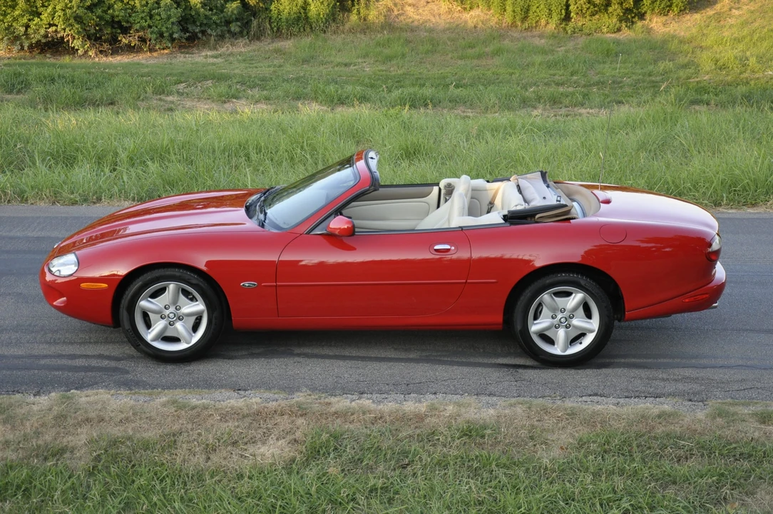 1999 Jaguar X100 XK8 - Image 5 of 31