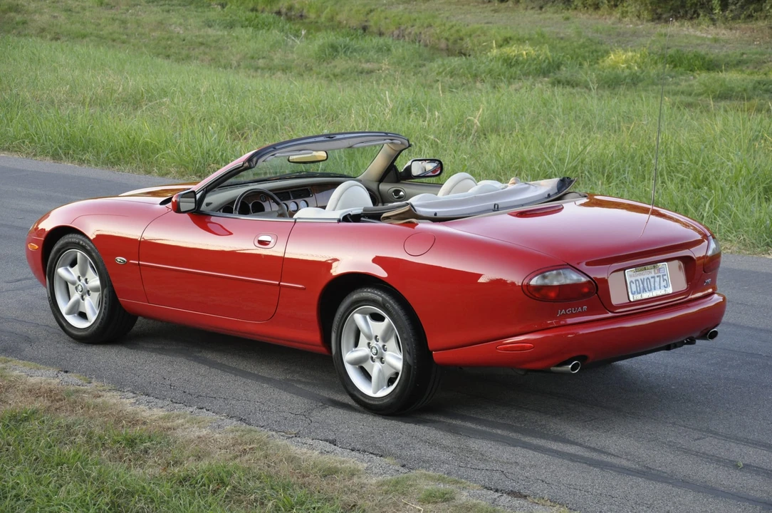 1999 Jaguar X100 XK8 - Image 6 of 31