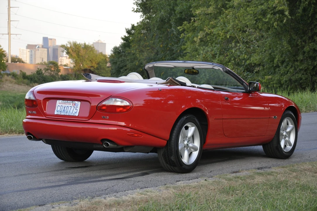 1999 Jaguar X100 XK8 - Image 8 of 31