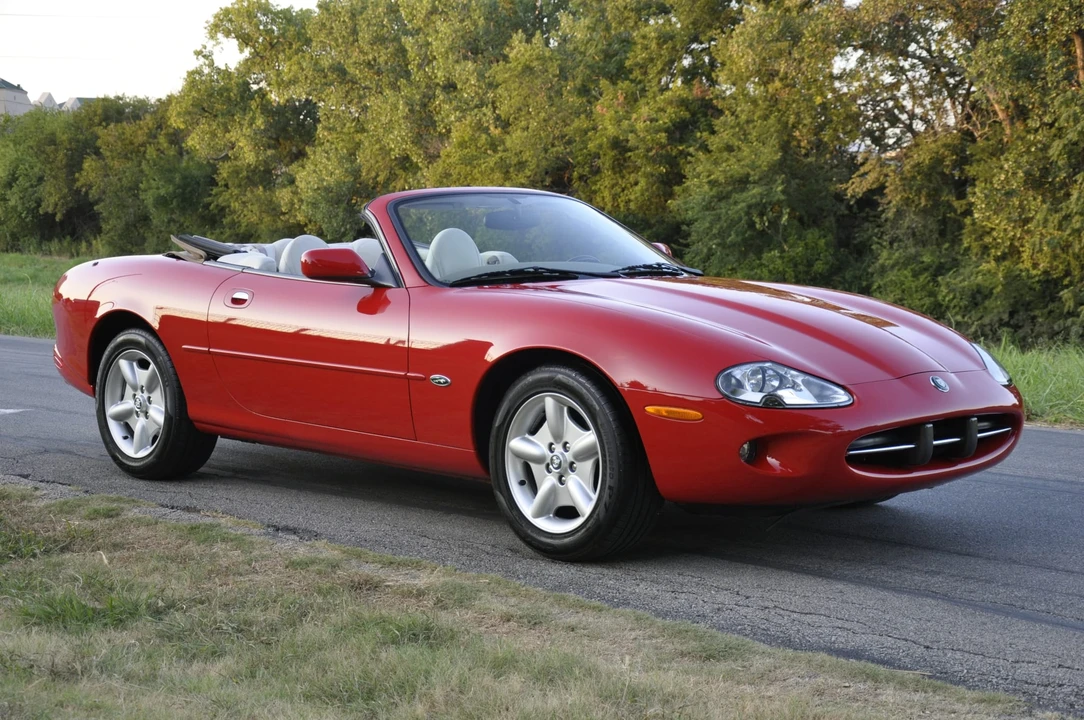 1999 Jaguar X100 XK8 - Image 13 of 31